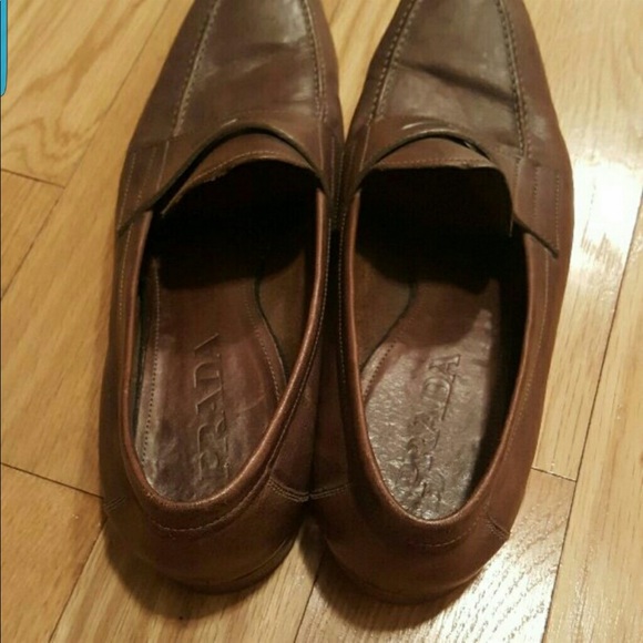 Authentic Prada loafers - Picture 4 of 4